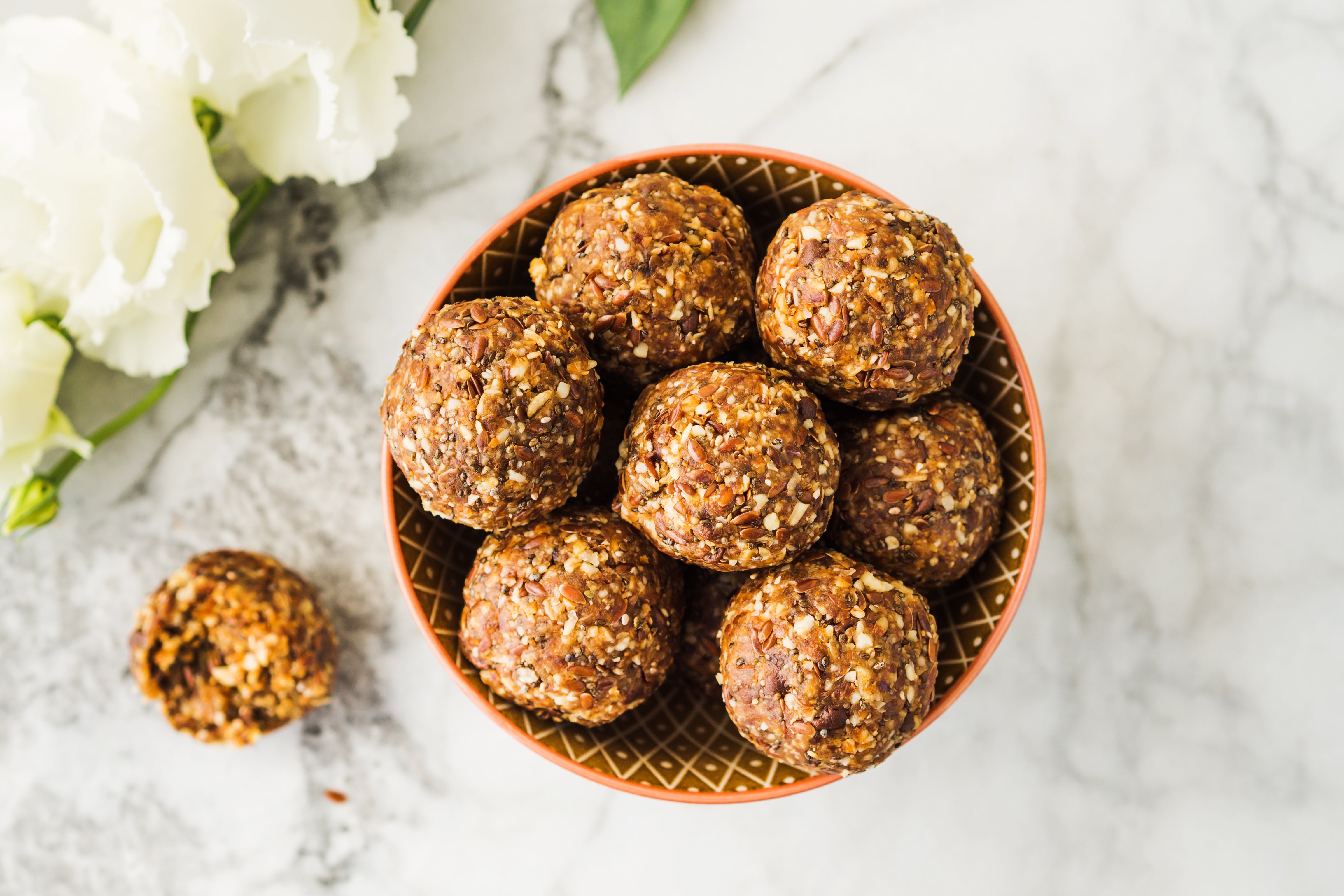 Delicious Nut-Free No-Bake Energy Bites: A 10-Minute Recipe You’ll Love